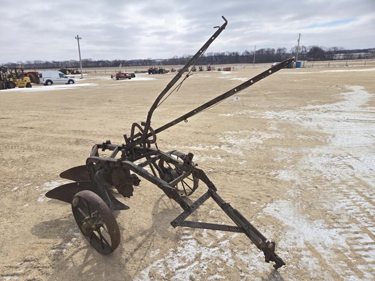 john-deere-2-image-1