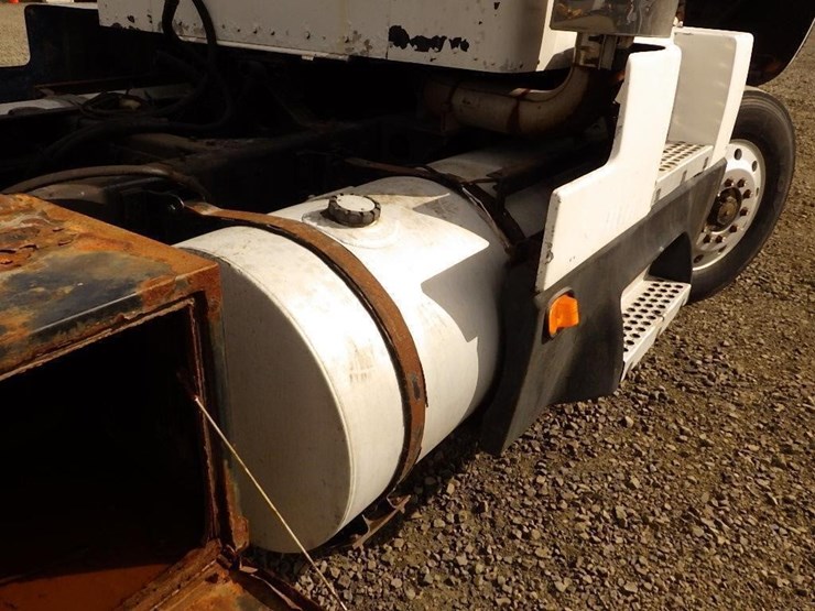 1987-kenworth-t600-image-15