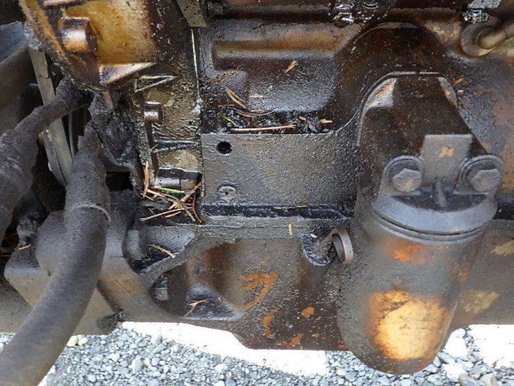 massey-ferguson-32-image-15