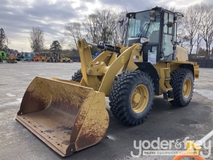 2021-caterpillar-910-image-1