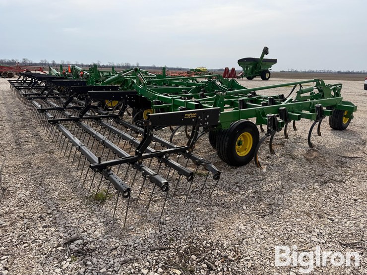 2018-john-deere-2230fh-image-5