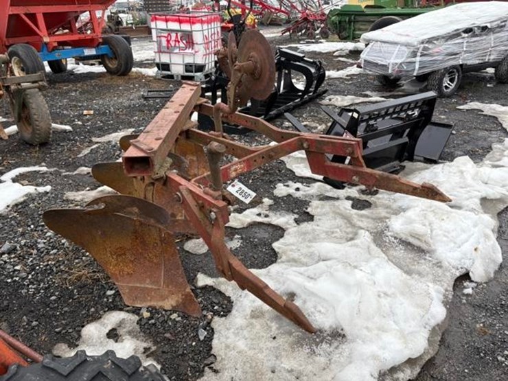 international-311-image-2