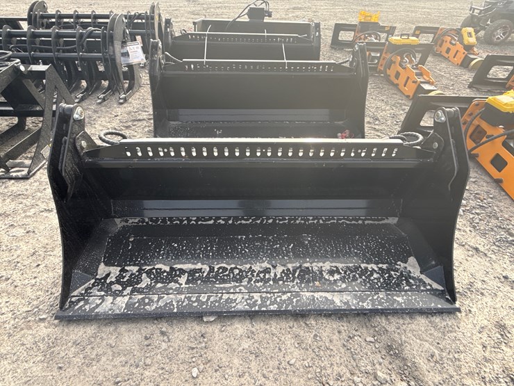 #2085-•-unused-giyi-kh72-72"-skid-steer-4-in-1-bucket-inv#-42024-image-6