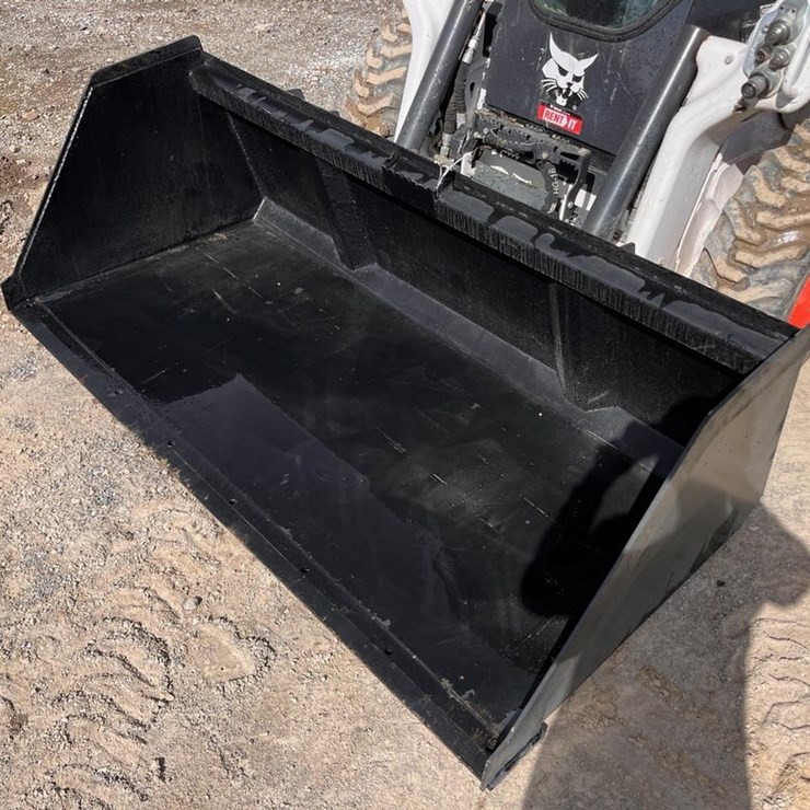 Wildcat 80" Skid Steer Snow/Litter Bucket