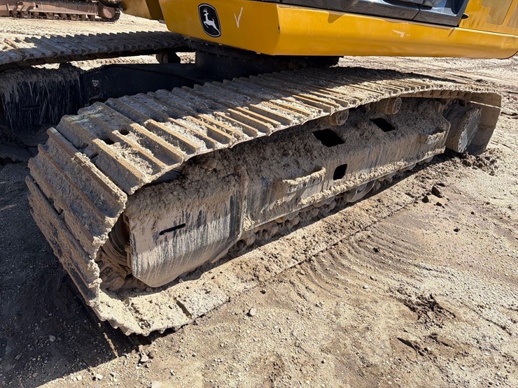 2020-deere-160g-image-10