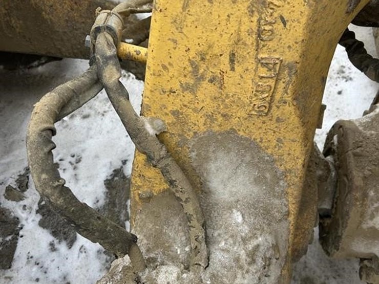 2017-komatsu-d61pxi-image-69