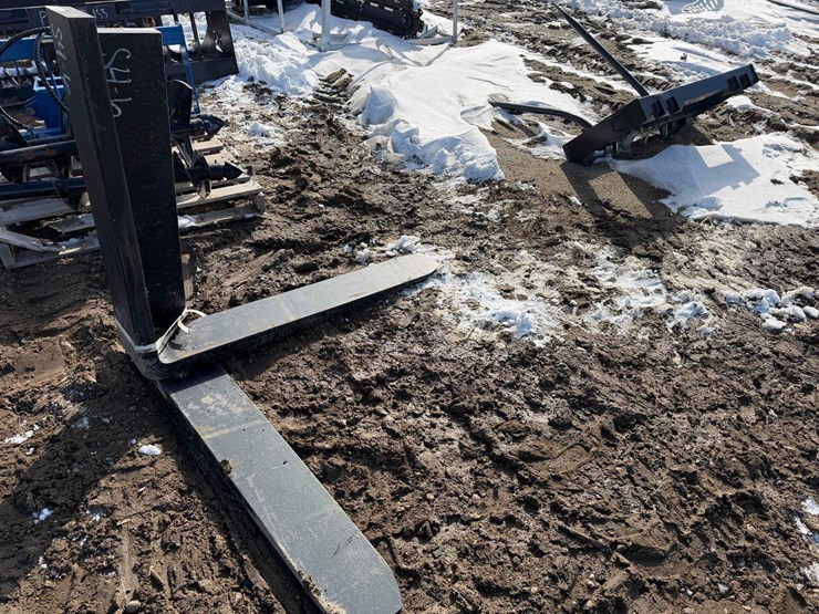 arrow-pallet-forks-image-3