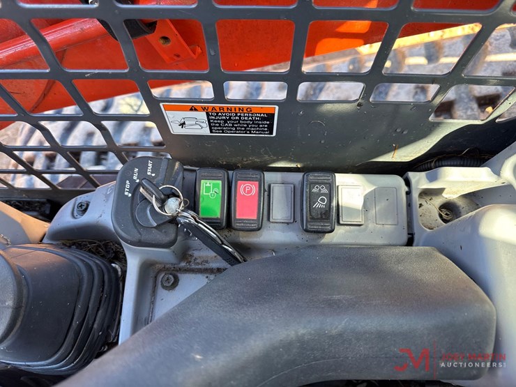 kubota-svl97-2-image-19