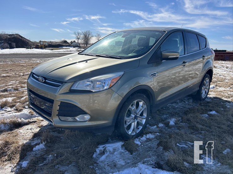 2013-ford-escape-sel-image-1