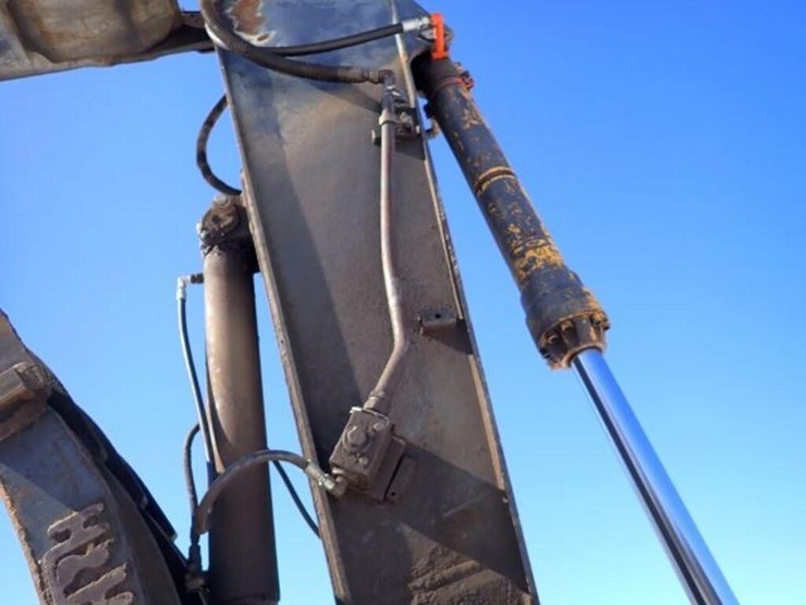 2012-deere-350d-lc-image-46