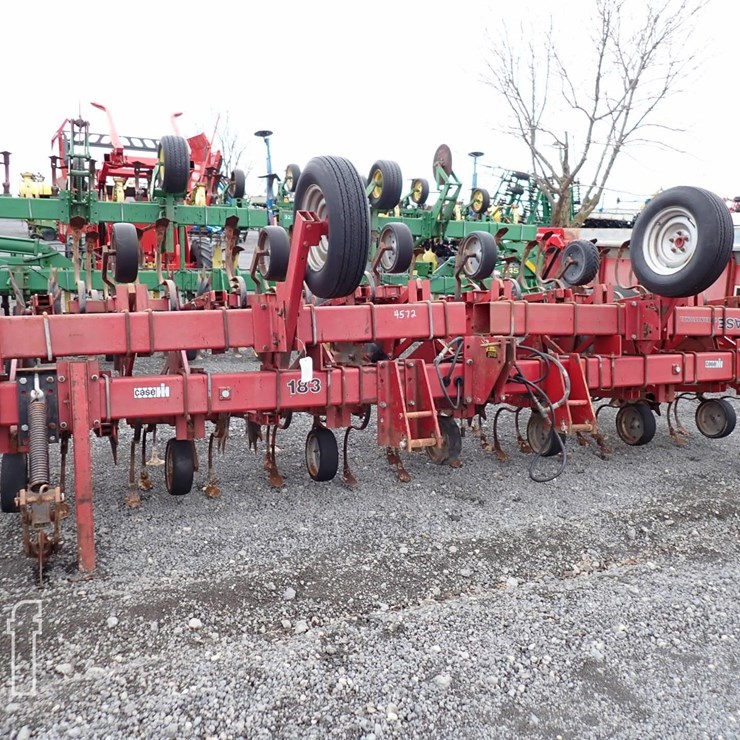 CASE IH 183