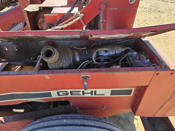 gehl-1060-image-5