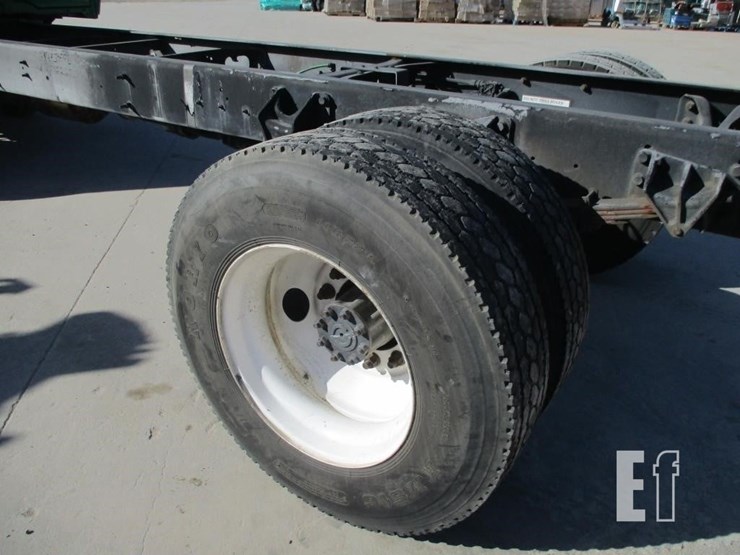 2013-international-durastar-4300-image-16