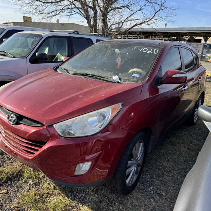 2011 HYUNDAI TUCSON