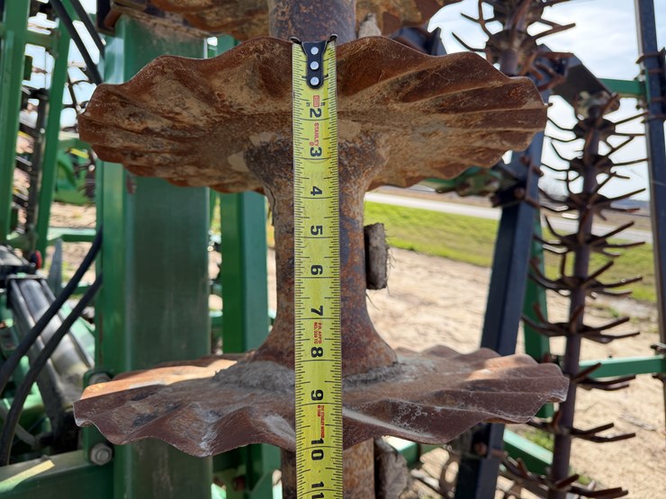 great-plains-3000-image-63