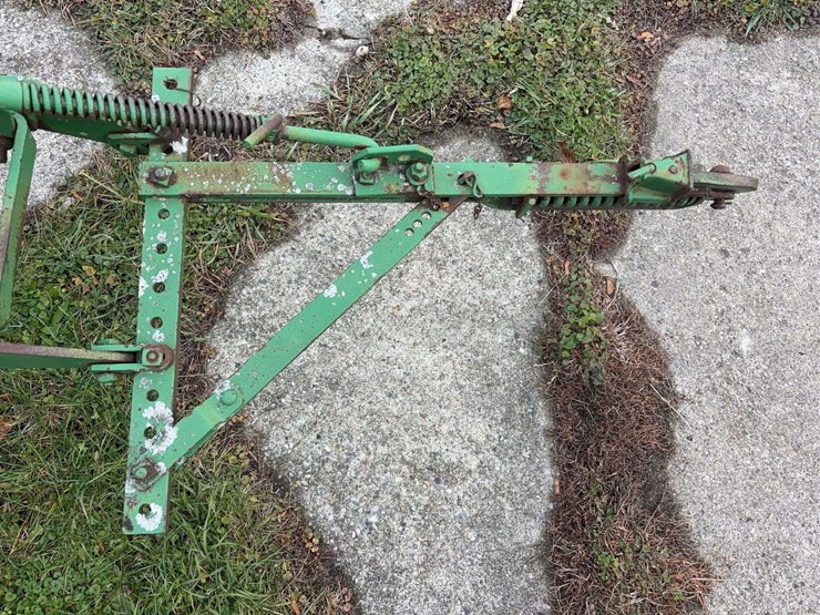 john-deere-12-image-28