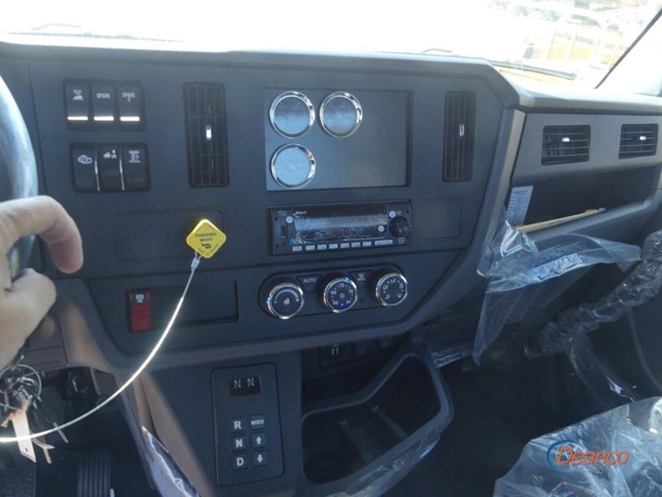 2026-kenworth-t280-image-18