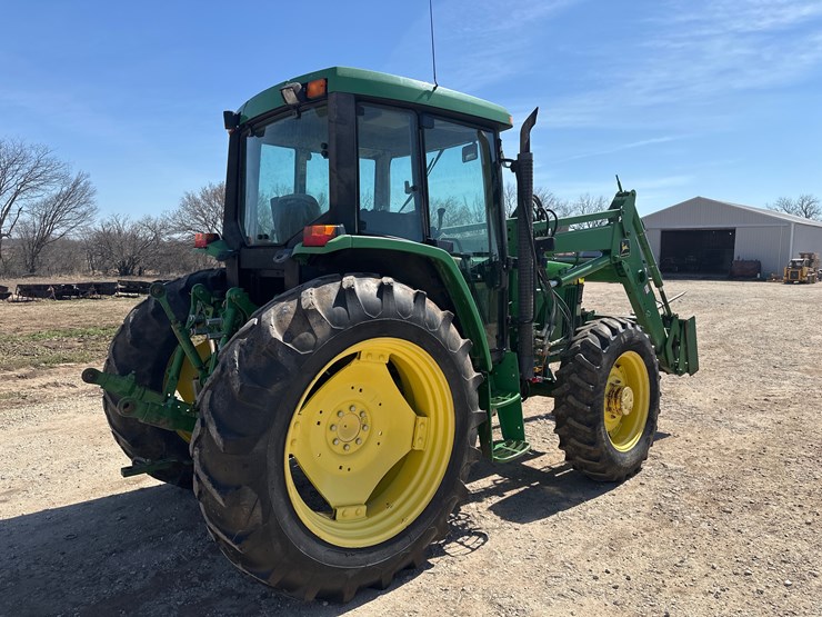 2000-john-deere-6210-image-19