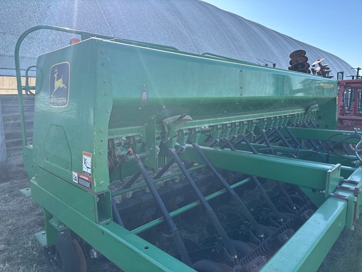 john-deere-750-image-14