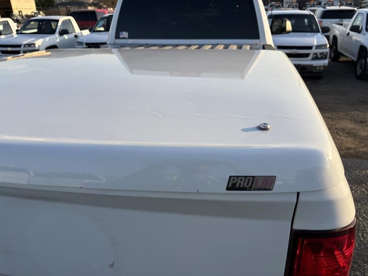 2016-dodge-2500-image-21