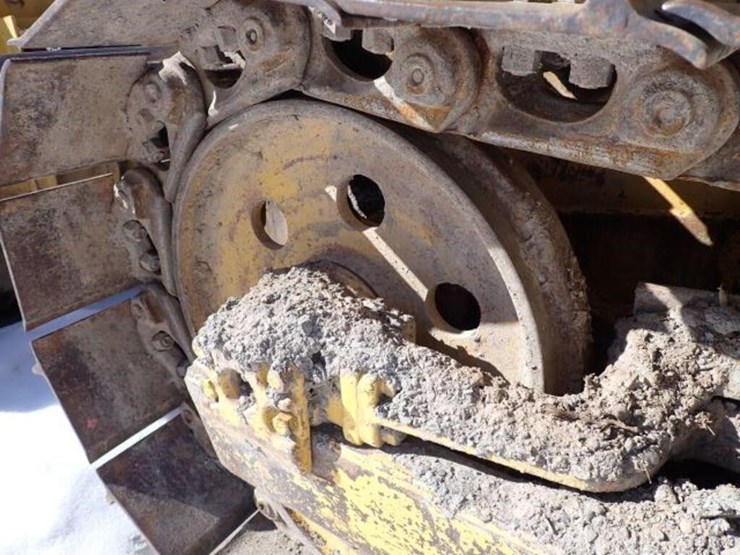 1998-komatsu-d21a-image-9