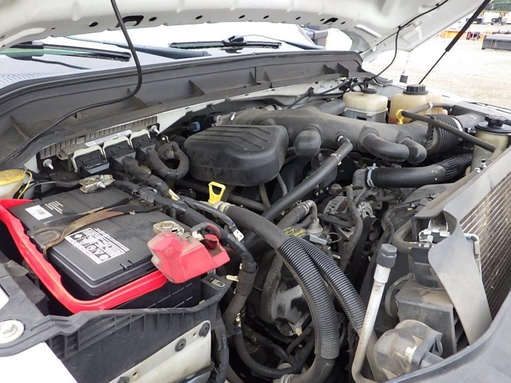 2012-ford-f550-image-13