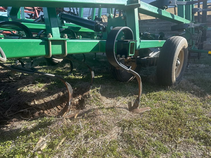 great-plains-8324dv-image-4