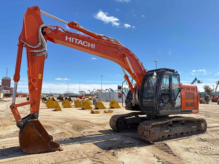 2020-hitachi-zx225usrk-image-3