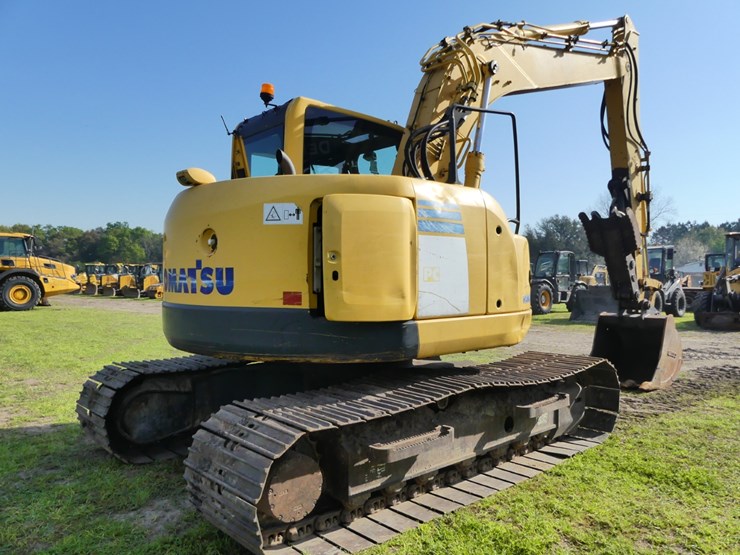 komatsu-pc138us-image-3