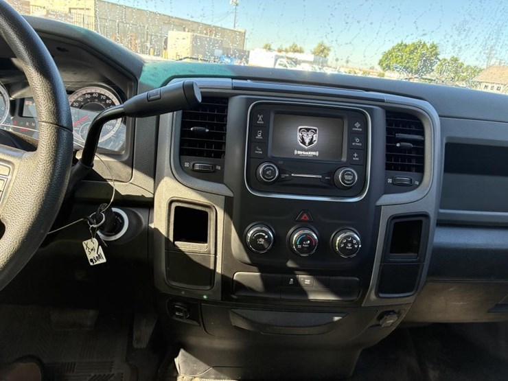 2016-ram-2500-hd-image-9