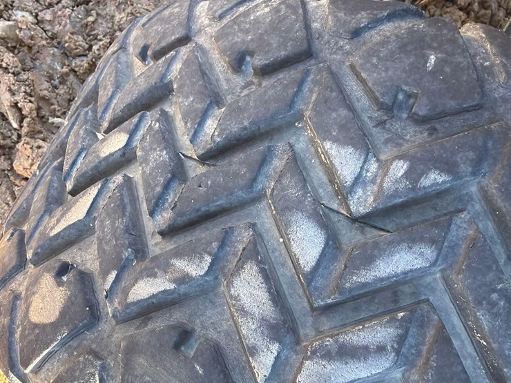 evolution-turfman-800-electric-golf-cart-image-4