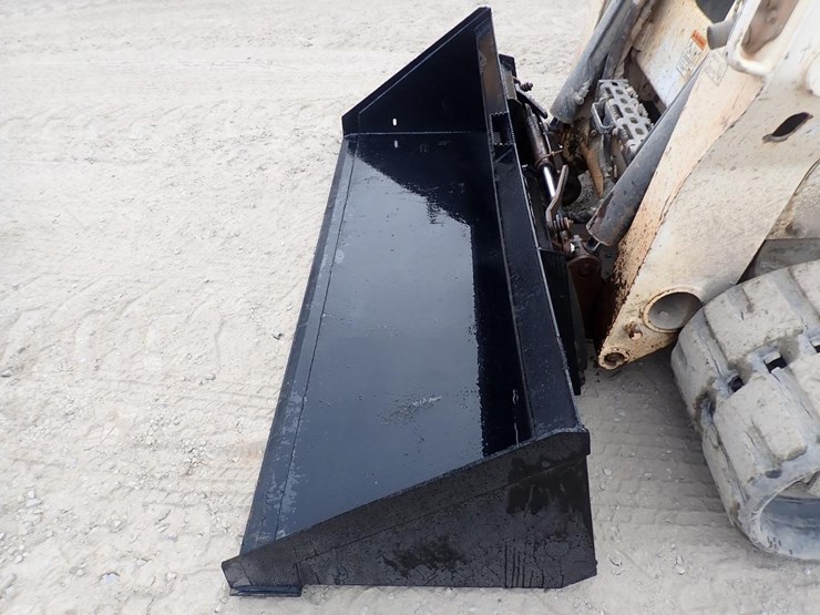 wildcat-84"-skid-steer-gp-bucket-image-5