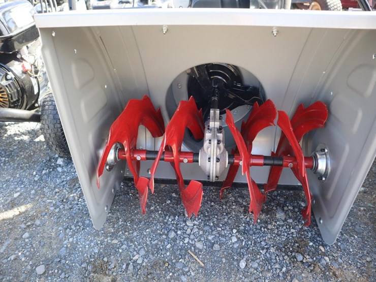 murry-snowblower-image-5