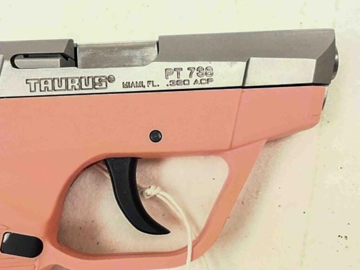 taurus-pistol-image-3