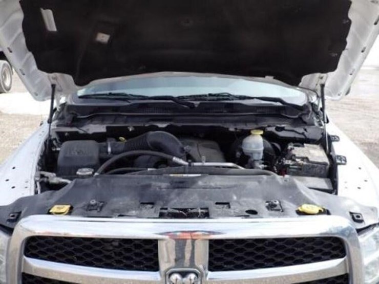 2018-dodge-1500-image-40