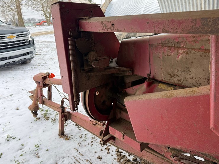 new-holland-278-image-6