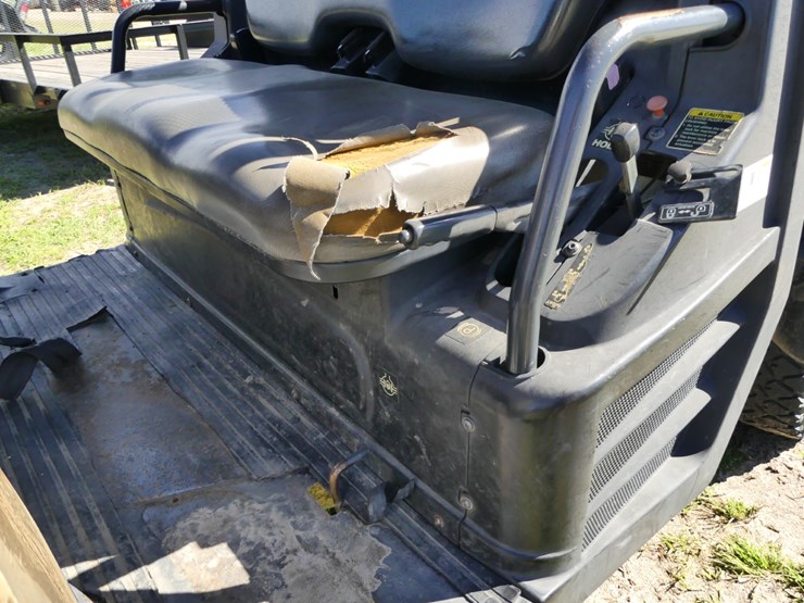 2008-kubota-rtv900-image-13