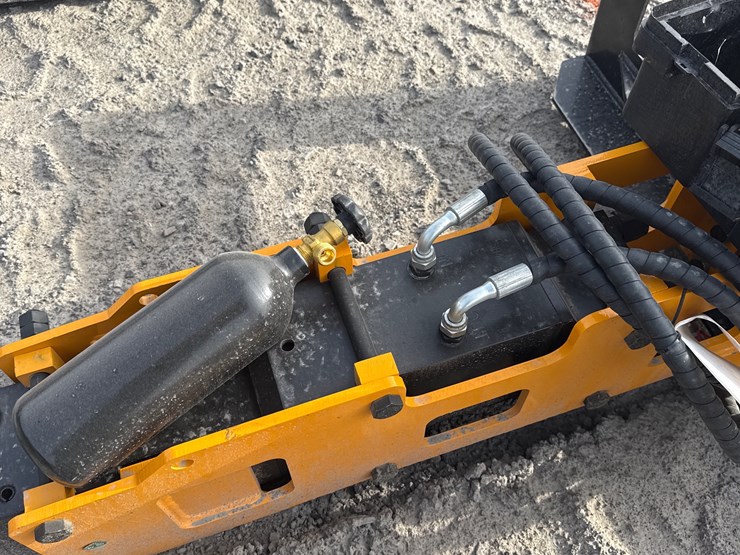 #2080-•-unused-giyi-p680-skid-steer-breaker-hammer-psc680260287-inv#-41987-image-7