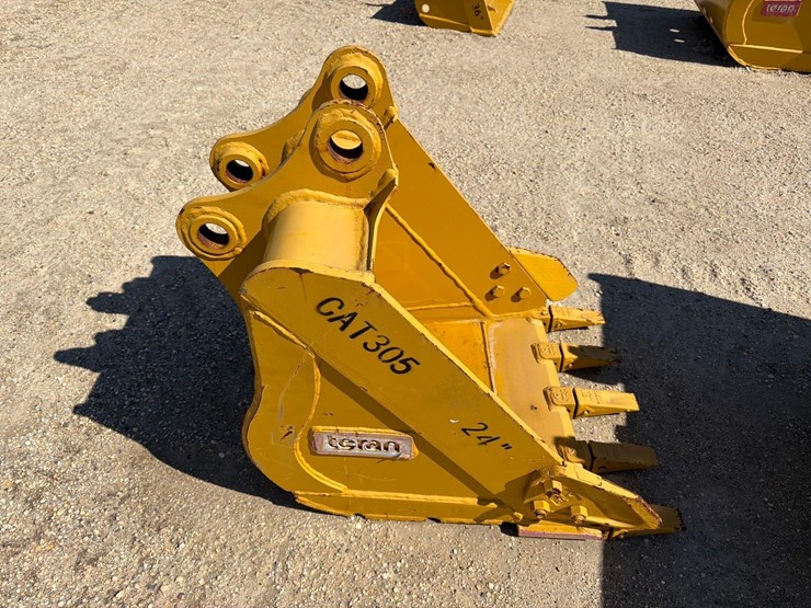 caterpillar-305-image-2