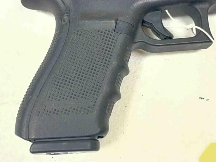 glock-pistol-image-5