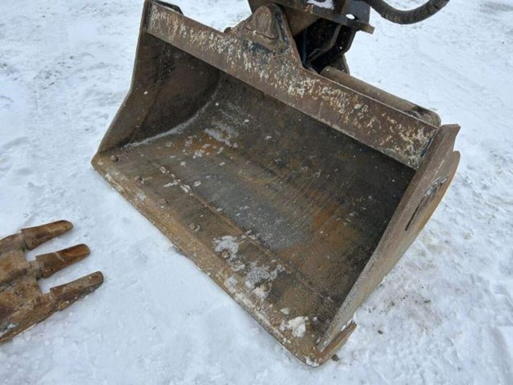 2016-caterpillar-305e-cr-image-45