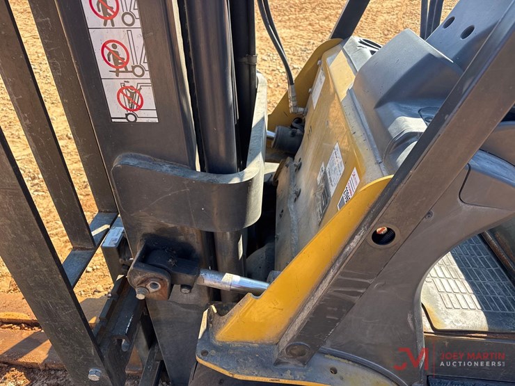 caterpillar-2c6000-image-8