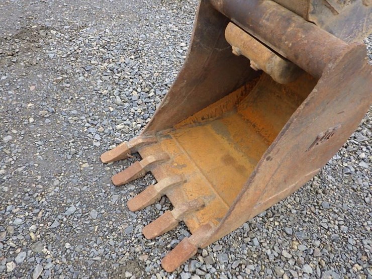 takeuchi-tb290-image-25