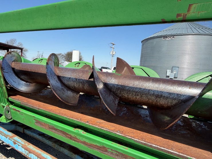 john-deere-608c-image-11