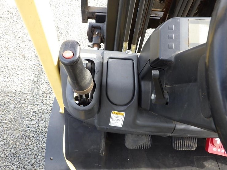 hyster-50xt-forklift-image-27