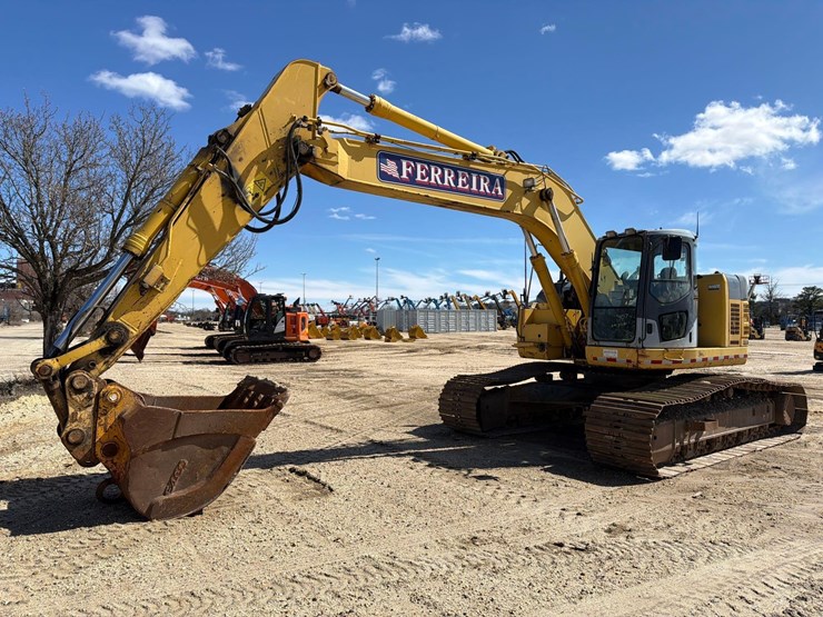 komatsu-pc308us-lc-3-image-3