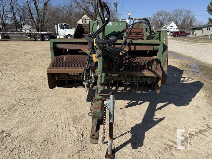 kelley-mfg-co-poultry-house-cleanout-machine-6107-image-2