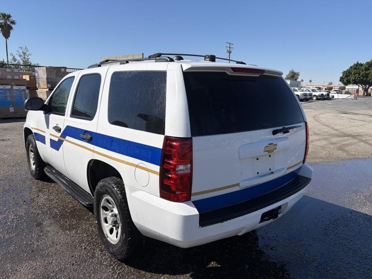 2013-chevrolet-tahoe-image-4