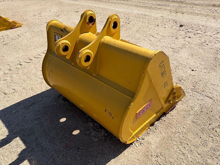 caterpillar-307-image-3