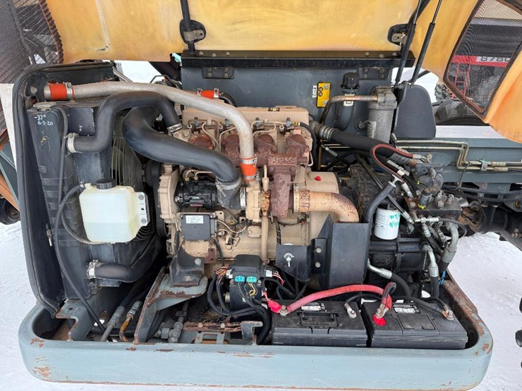 2008-jlg-g10-55a-image-35